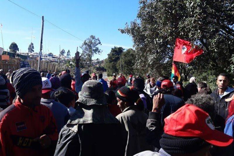 Read more about the article Atropelamento proposital fere manifestantes do MST e mata uma pessoa em Valinhos