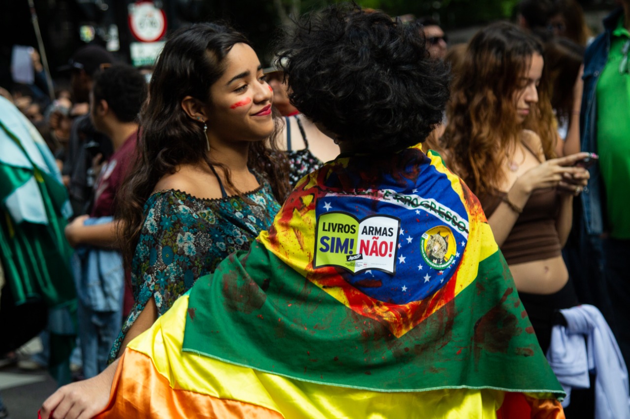 Read more about the article Professora Bebel cumprimenta professoras e professores pela “volta às aulas” e pede mobilização